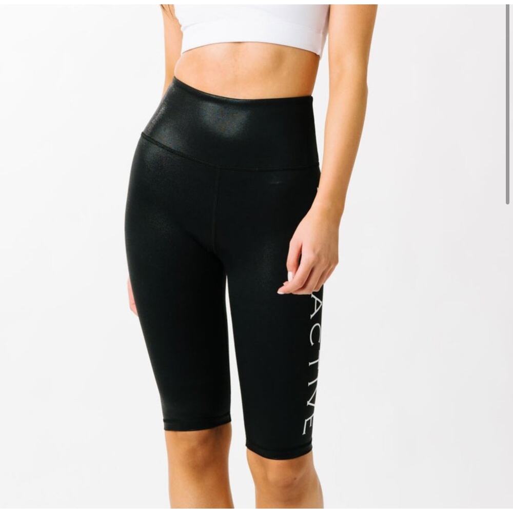 Zyia Active Bike Short Light n Tight Hustle Shorts Athletic Black Metallic XS - Picture 2 of 9